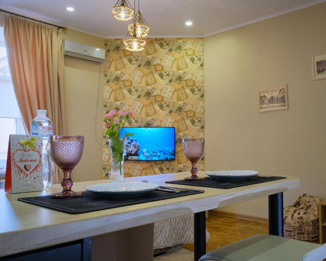 Central Apartments Odessa Exterior foto